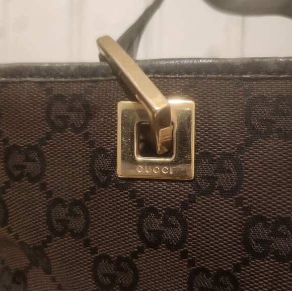 GUCCI MONOGRAM TOTE - Picture 2 of 10